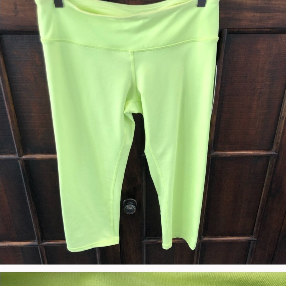Alo Airbrush Capri
